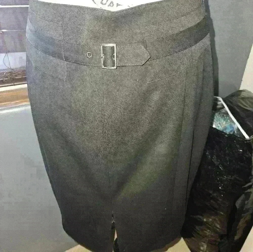 Express Womans Skirt Size 6 - Picture 6 of 9